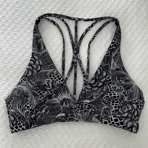 Lululemon Sports Bra - NWOT! - Picture 1 of 4
